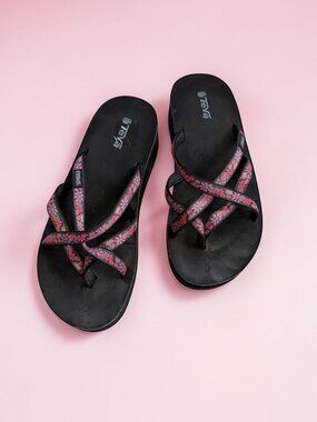 TEVA Women’s Pink Black Sandals Size 6 Shoes